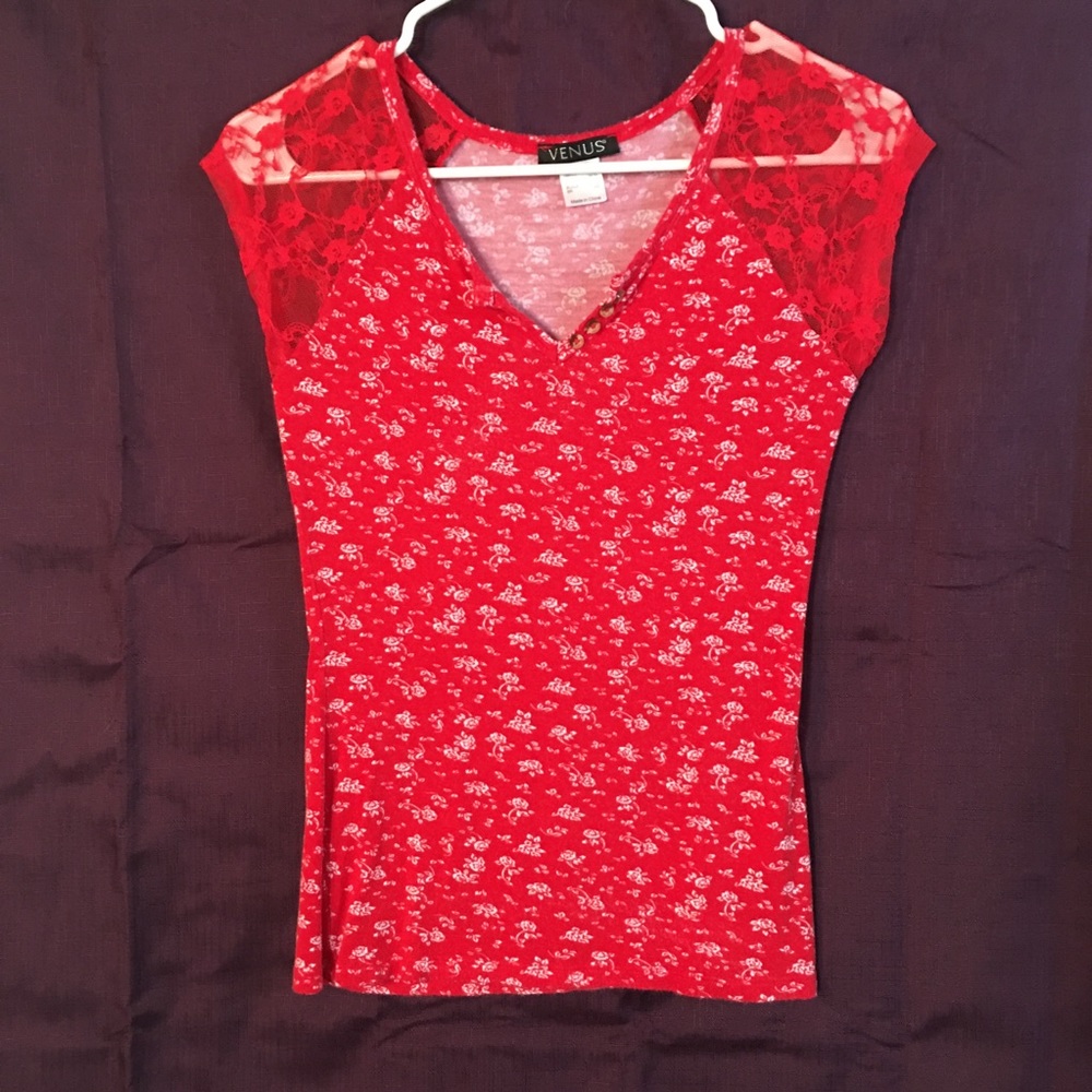 Venus Short Sleeve Top